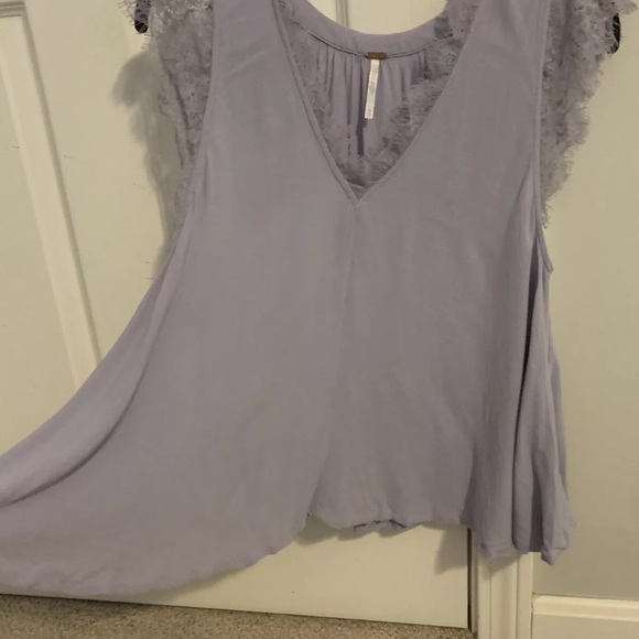 Free People Women Lilac purple Lace-Trim V-Neck Sleeveless Camisole Top Sz XS - Picture 2 of 5